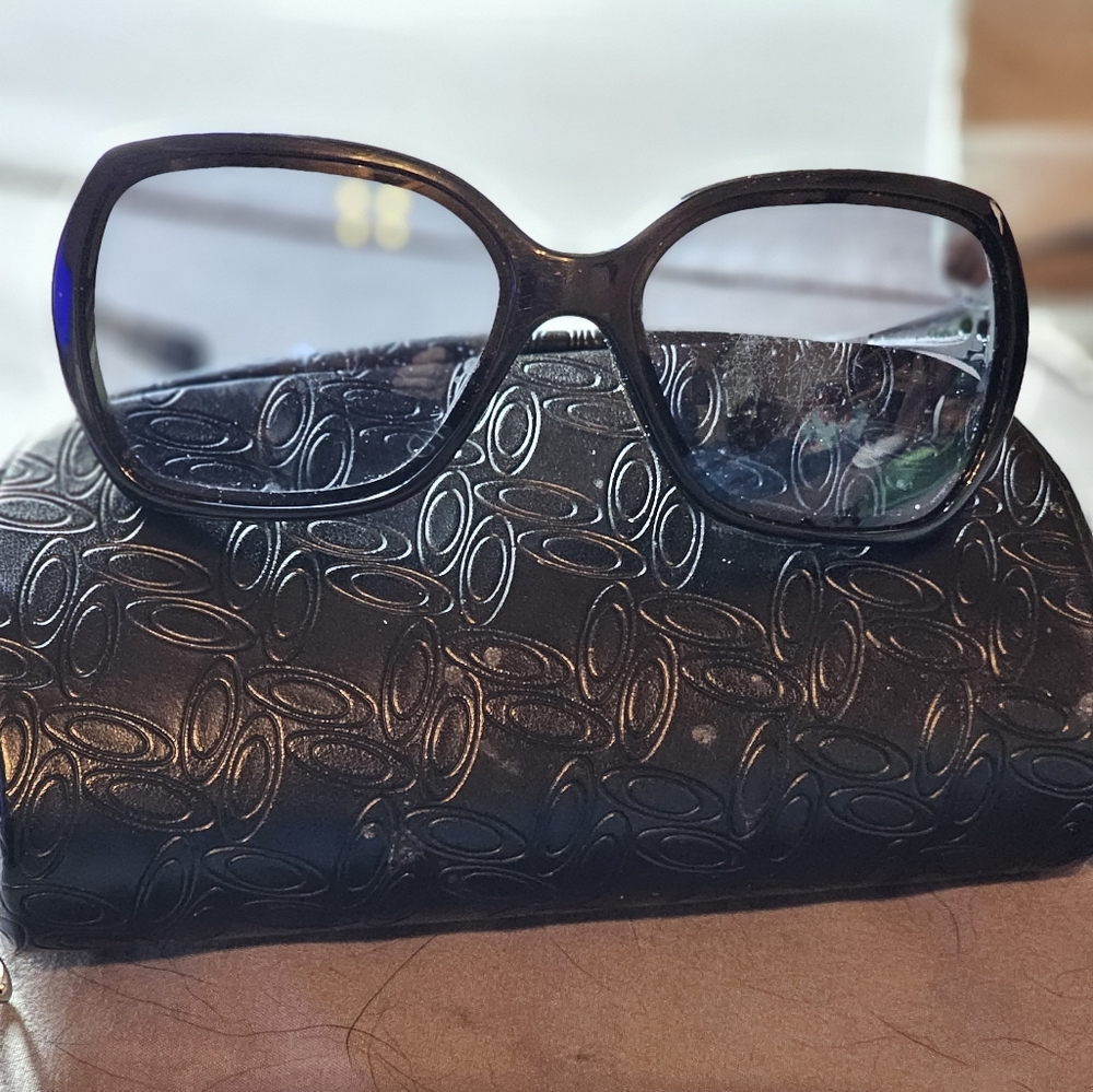 Oakleys sunglasses and case